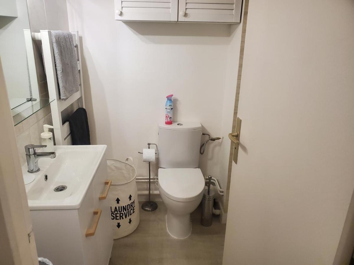 Joli Petit Studio Au Centre De Carry Le Rouet Apartment Екстериор снимка